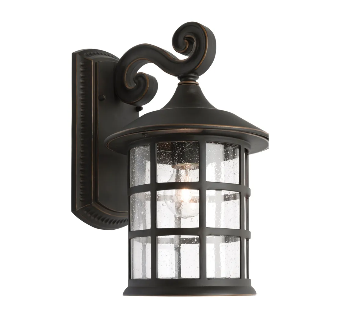 Cougar Lighting Coventry Exterior Wall Light