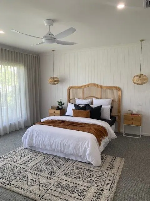 Bed room